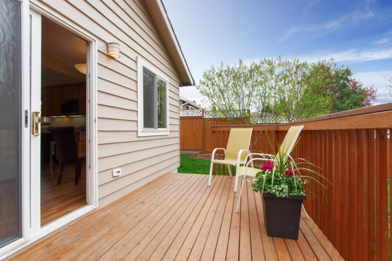 7 Warning Signs Your Melbourne Wooden Deck Needs Replacing